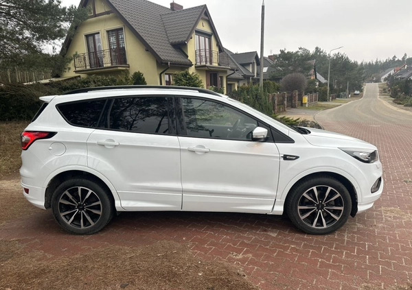 Ford Kuga cena 77500 przebieg: 59450, rok produkcji 2018 z Tuchola małe 781